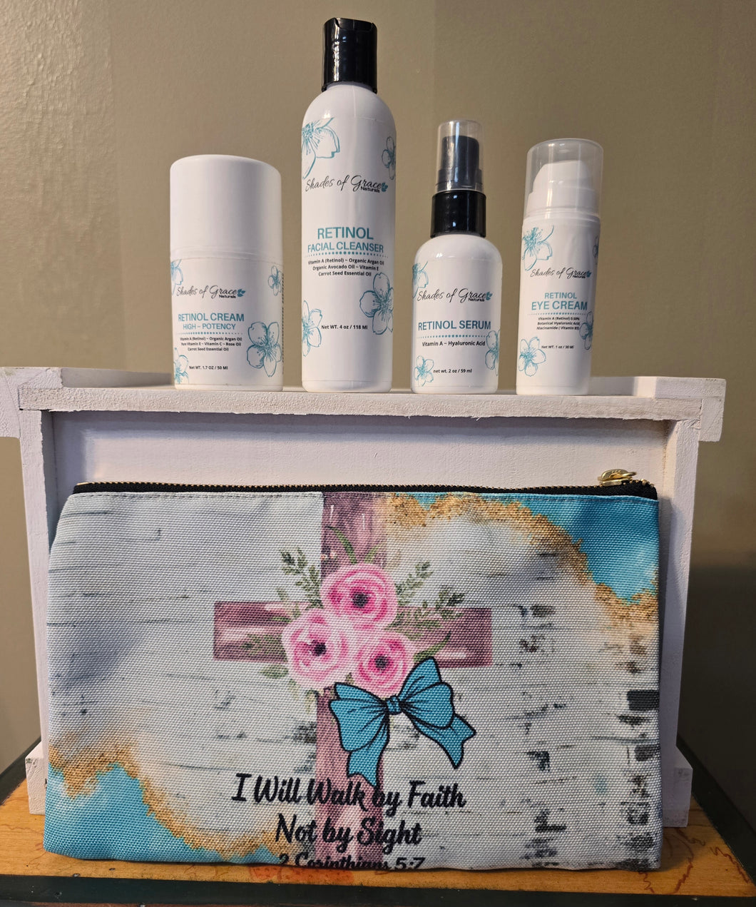 Retinol Skin Care Set with Zipper Cosmetic Pouch